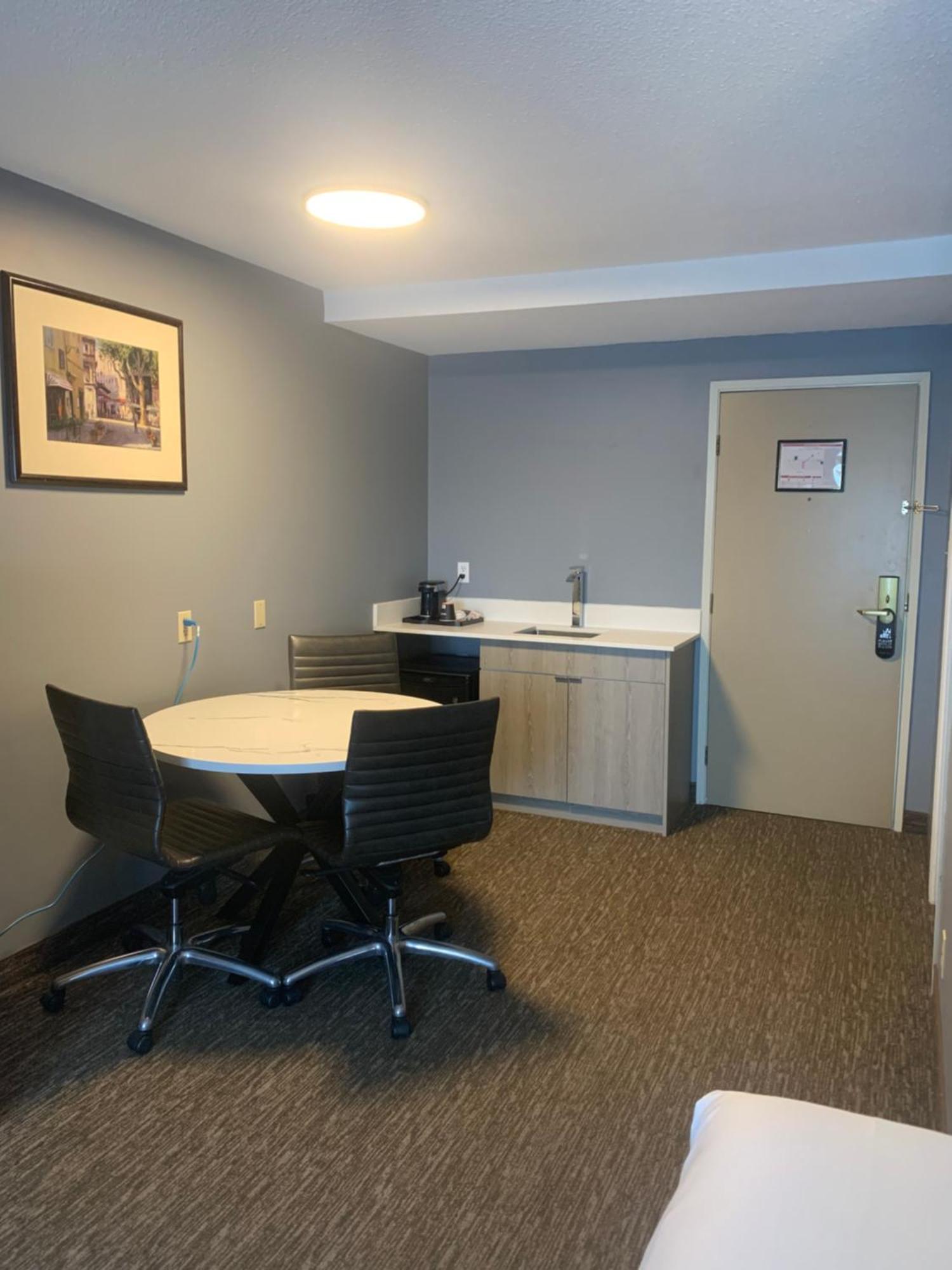 Anchor Inn And Suites Campbell River Esterno foto